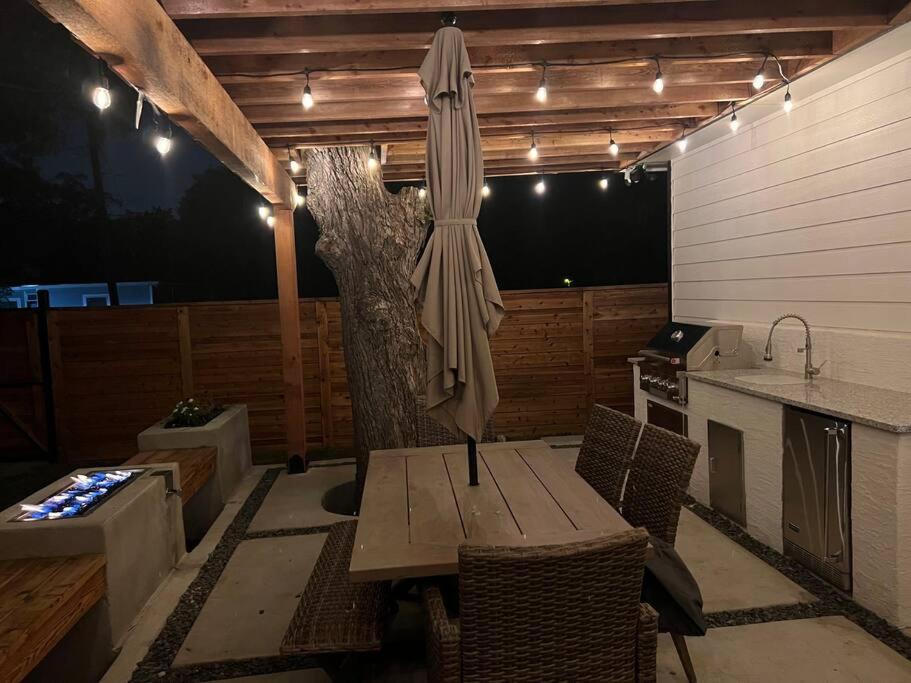 Lamar Villa-3 Bed 2.5 Bath With Outdoor Kitchen San Antonio Extérieur photo