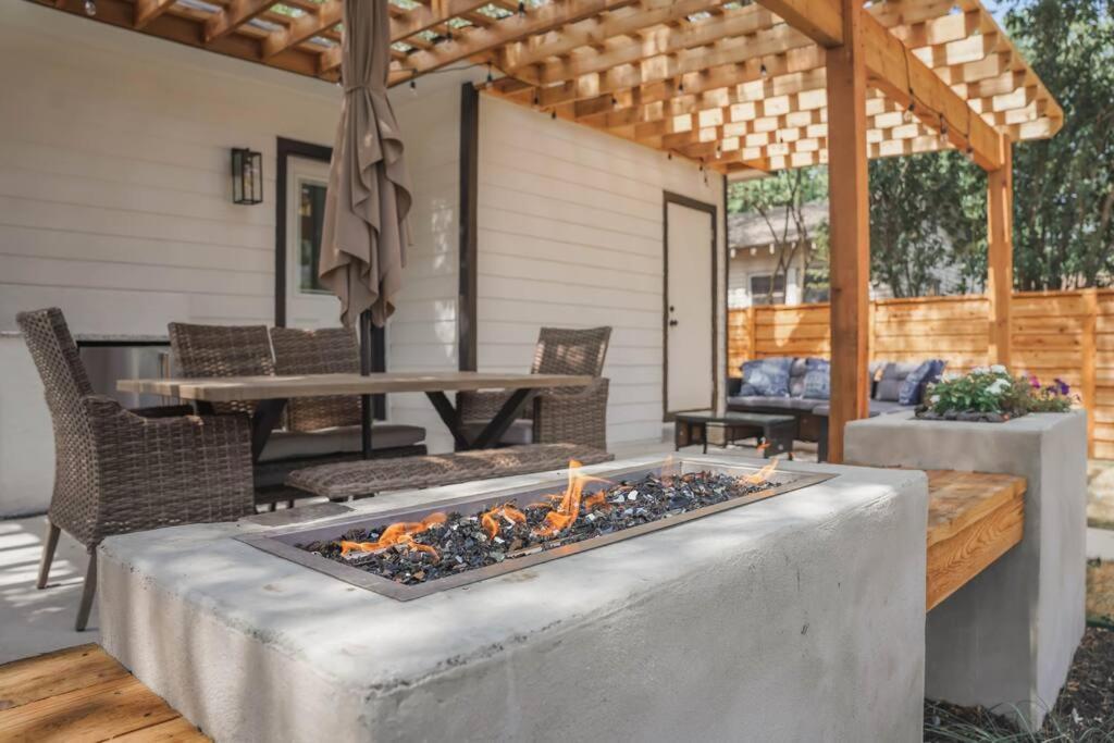 Lamar Villa-3 Bed 2.5 Bath With Outdoor Kitchen San Antonio Extérieur photo